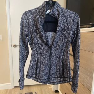 Like new Lululemon define jacket